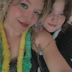 Meet your Posher, Liz